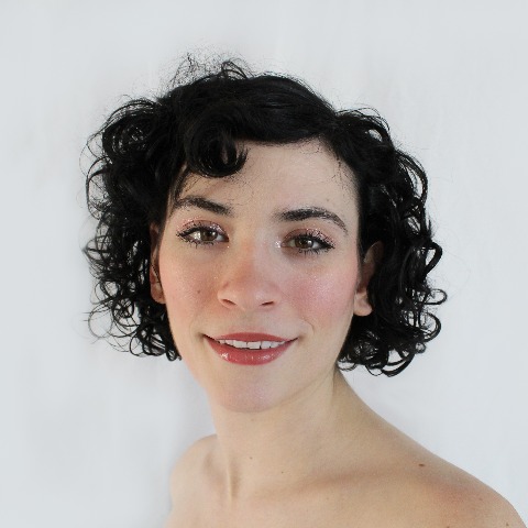 Esther Farley Headshot