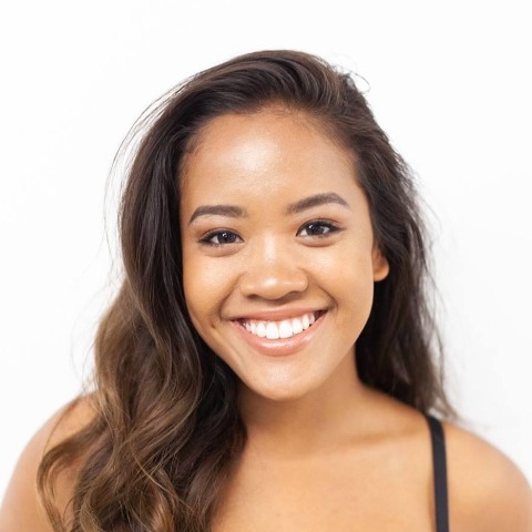 Rachel Sweeney Headshot