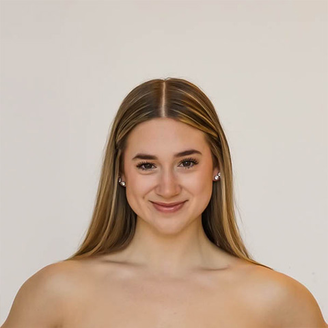 Tess Stevens headshot
