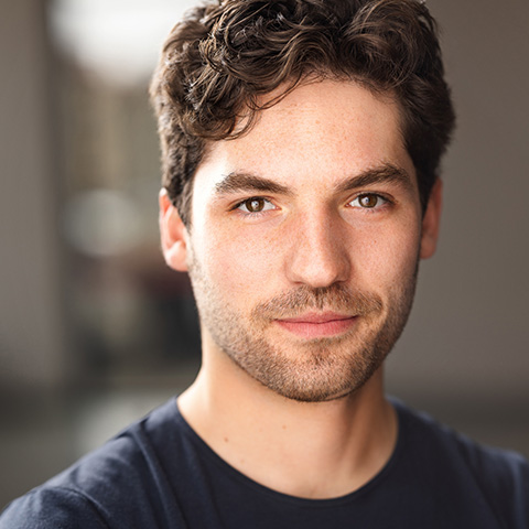 Charlie Zuckerman headshot