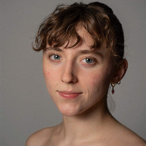 Cara Breeding headshot