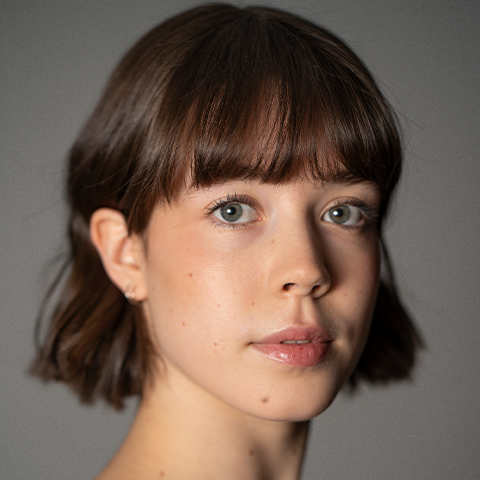 Hannah Morris Headshot