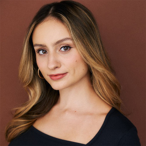 Ellen Roberts headshot