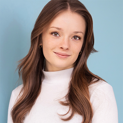 Lori Newsom headshot