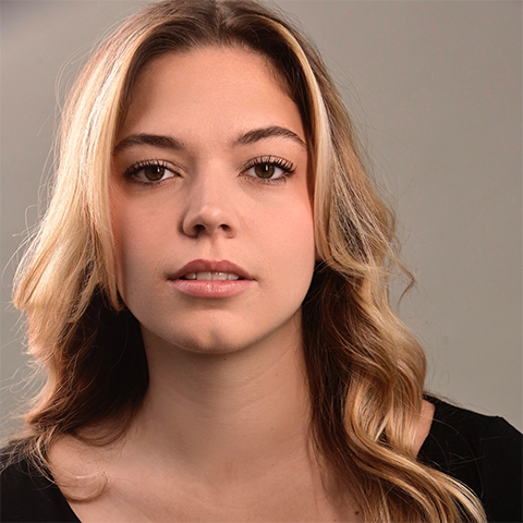 Maya Jayne headshot